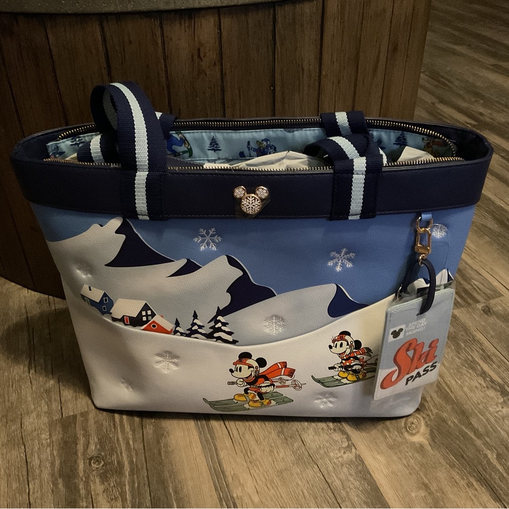 Disney Her Universe Mickey and Friends Ski Tote With Wristlet NWT